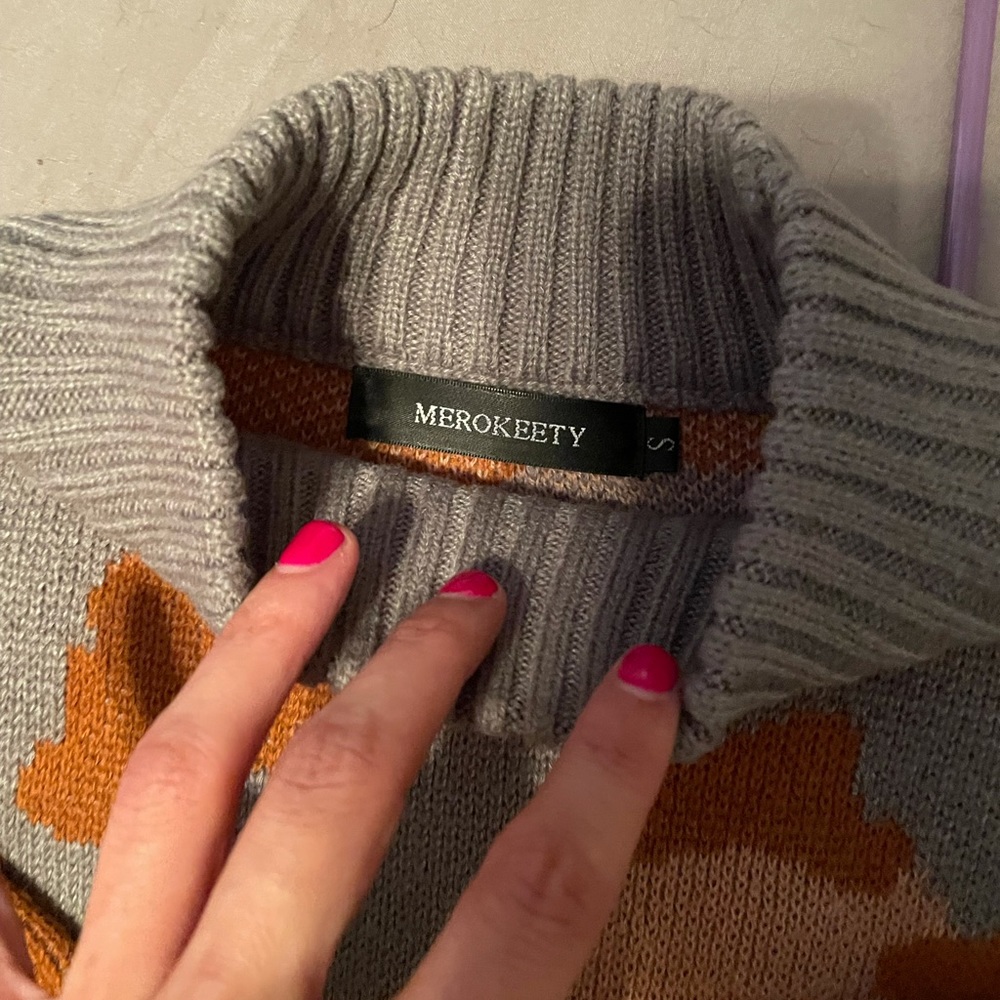 Sweater - Picture 2 of 2